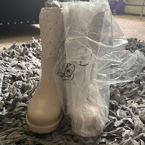 ASOS DESIGN Gala Quilt Pattern Rain Boots